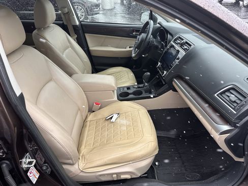 Used 2019 Subaru Outback 2.5i Limited w/ Popular Package #2 image 14