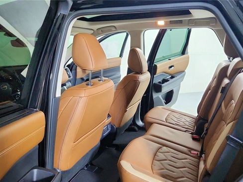 New 2026 Nissan Pathfinder Platinum w/ Cargo Package image 37