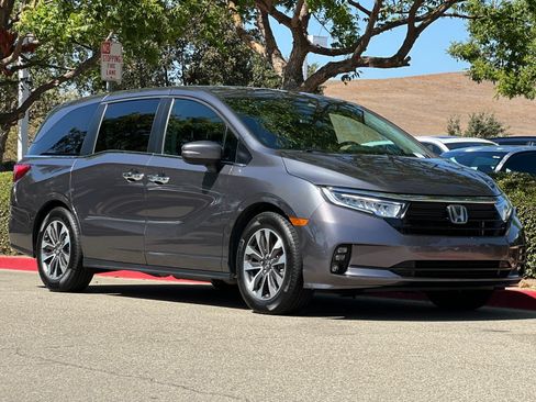Used 2023 Honda Odyssey EX-L image 8