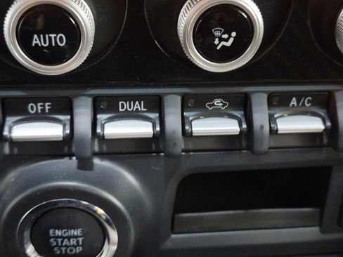 Used 2017 Subaru BRZ Limited image 24