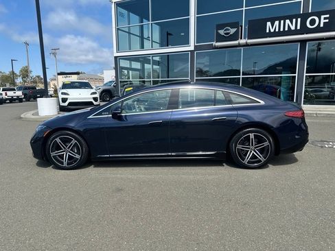 Used 2023 Mercedes-Benz EQS 580 4MATIC Sedan image 2