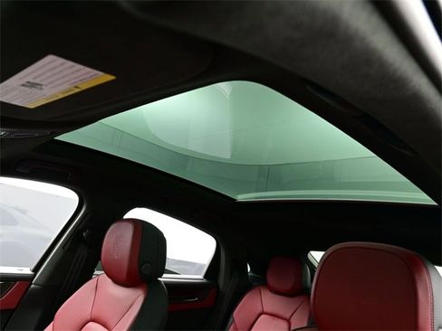 Used 2025 Porsche Cayenne GTS image 15