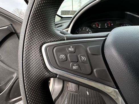 Used 2022 Chevrolet Malibu LS FWD image 36
