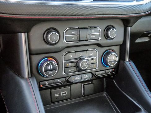 Used 2023 Chevrolet Tahoe RST image 33