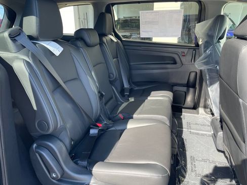 Used 2024 Honda Odyssey EX-L image 17