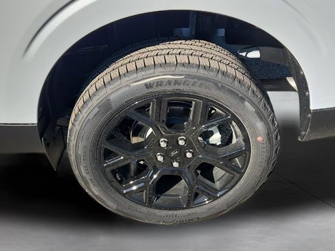 New 2026 Ford Maverick Lariat w/ Black Appearance Package AWD/4WD image 5