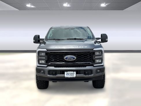 Used 2024 Ford F250 XL w/ STX Appearance Package image 5