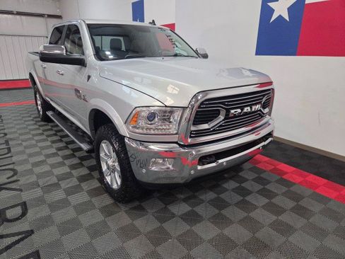 Used 2018 RAM 2500 Longhorn w/ Longhorn Southfork Package image 17