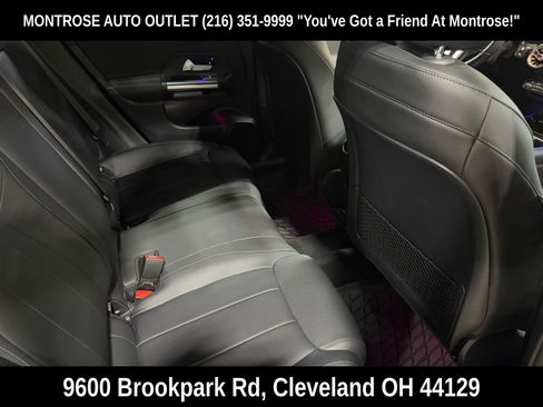 Used 2021 Mercedes-Benz GLA 250 4MATIC image 46