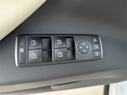 Used 2017 Tesla Model X 100D image 10