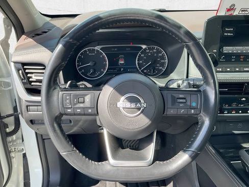 Certified 2023 Nissan Rogue SL w/ SL Premium Package AWD/4WD image 22