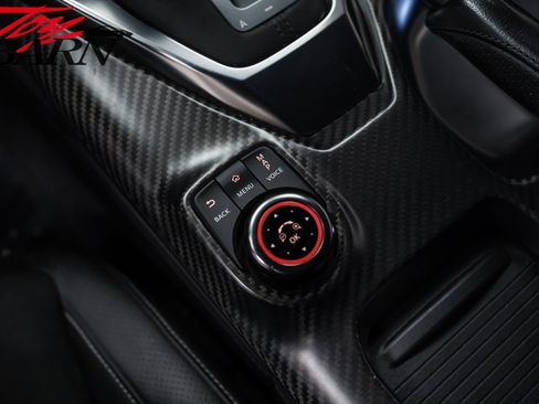 Used 2018 Nissan GT-R Premium image 45