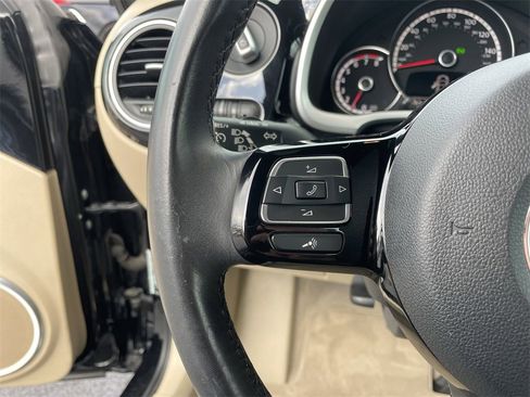 Used 2015 Volkswagen Beetle 1.8T image 14