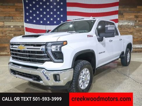 Used 2024 Chevrolet Silverado 2500 LTZ w/ LTZ Convenience Package image 1