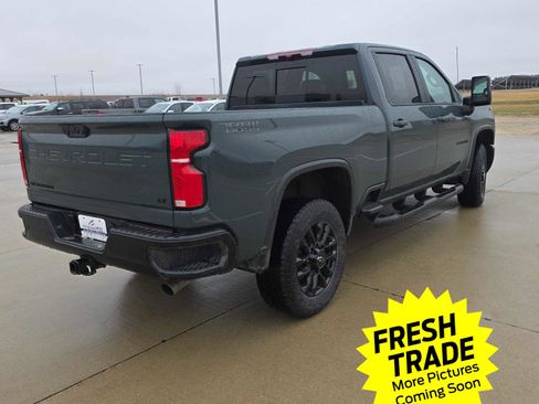 Used 2025 Chevrolet Silverado 2500 LT w/ Trail Boss Package image 6