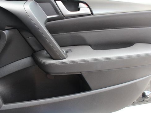 Used 2011 Acura TL image 28