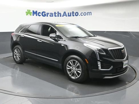 Used 2023 Cadillac XT5 Premium Luxury w/ Technology Package AWD/4WD image 2
