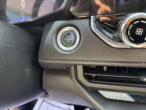 Used 2023 Chevrolet Colorado W/T image 18