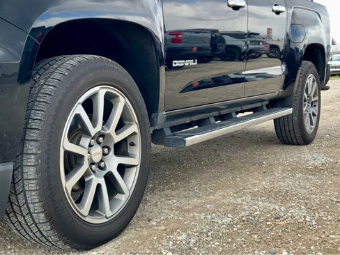 Used 2020 GMC Canyon Denali AWD/4WD image 17