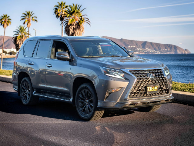 Used 2021 Lexus GX 460 Luxury w/ Sport Design Package AWD/4WD image 4