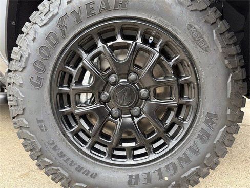 New 2026 Toyota Tundra SR5 image 11