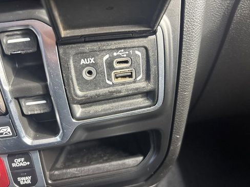 Used 2021 Jeep Wrangler Unlimited Rubicon image 22