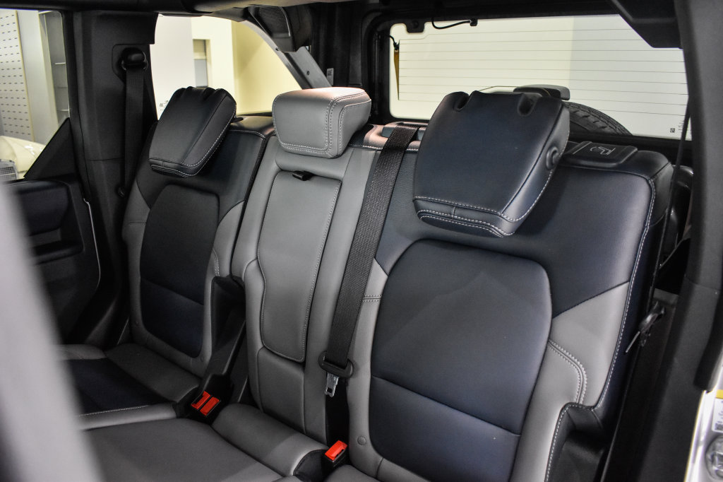 Used 2023 Ford Bronco Outer Banks AWD/4WD image 25