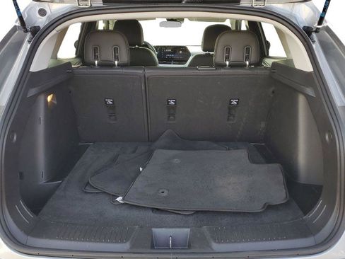 Used 2024 Chevrolet Trax LT image 7