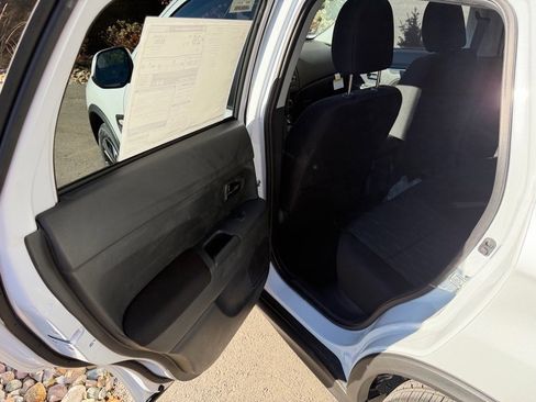 New 2025 Mitsubishi Outlander Sport ES image 17