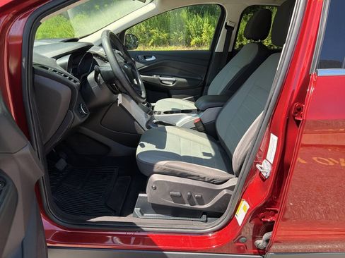 Used 2016 Ford Escape SE AWD/4WD image 19