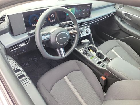 Certified 2026 Hyundai Sonata SE FWD image 6