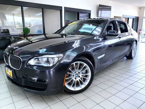 Used 2015 BMW 750Li xDrive AWD/4WD image 1