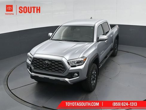 Used 2020 Toyota Tacoma TRD Off-Road image 46