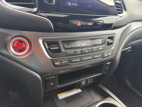 Used 2022 Honda Pilot Special Edition image 34