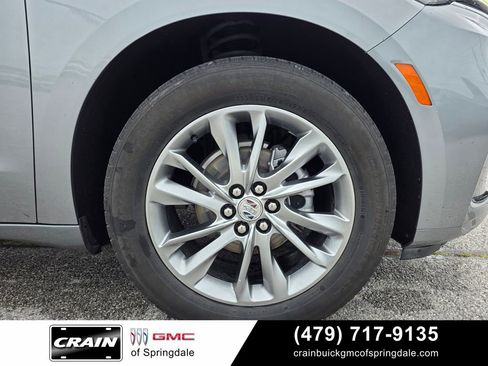 Used 2023 Buick Enclave Avenir w/ Avenir Technology Package AWD/4WD image 30