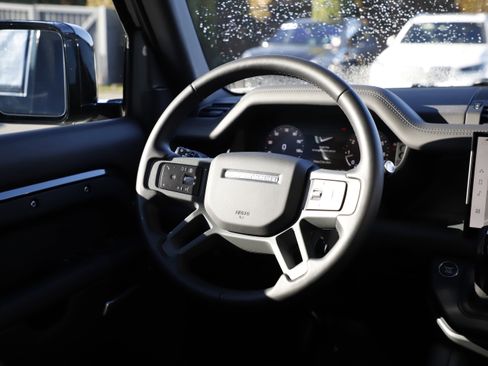 Certified 2025 Land Rover Defender 110 S image 18