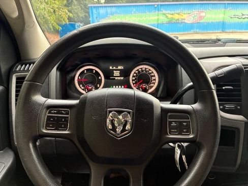 Used 2014 RAM 2500 Tradesman w/ Chrome Appearance Group AWD/4WD image 29