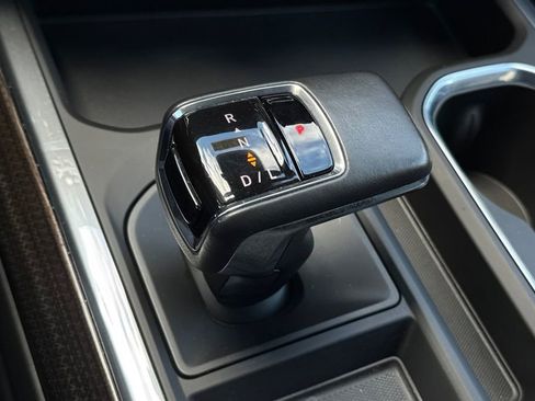 Certified 2022 Chevrolet Silverado 1500 LT Trail Boss w/ Convenience Package II image 25