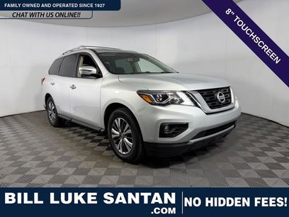 Used 2020 Nissan Pathfinder SV