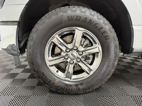 Used 2025 Ford F150 XLT w/ Equipment Group 301A Standard AWD/4WD image 11