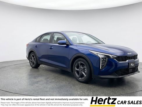 Used 2025 Kia K4 LXS image 1