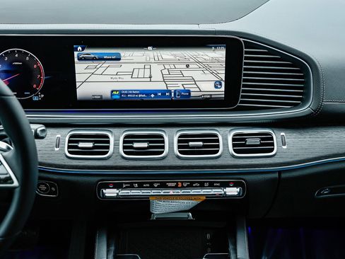 New 2026 Mercedes-Benz GLE 450 4MATIC Coupe image 11