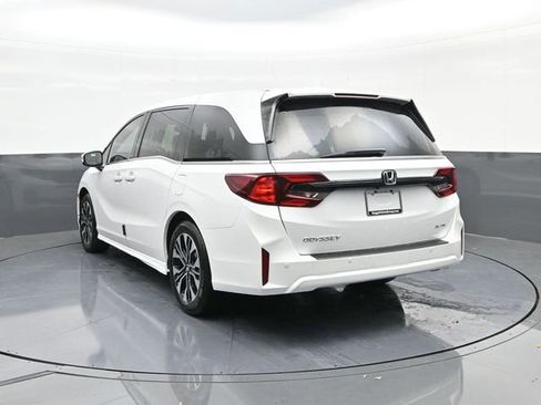 New 2026 Honda Odyssey Elite image 8
