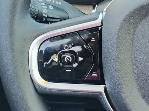 New 2026 Volvo XC90 B6 Plus w/ Protection Package Premier AWD/4WD image 14