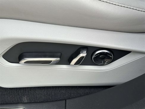 Used 2023 Acura RDX w/ Technology Package image 16