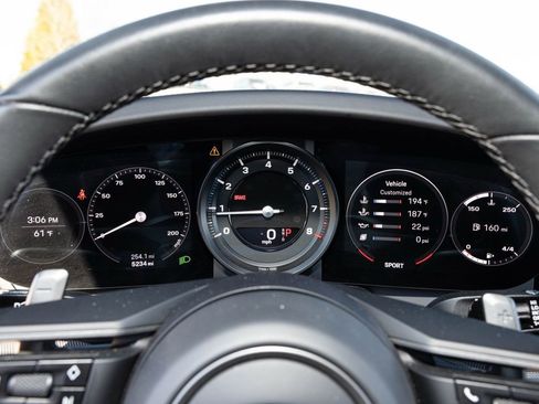 Used 2024 Porsche 911 Carrera S image 28