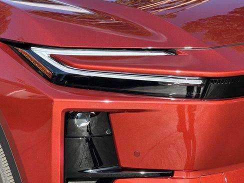 New 2026 Toyota C-HR AWD/4WD image 31