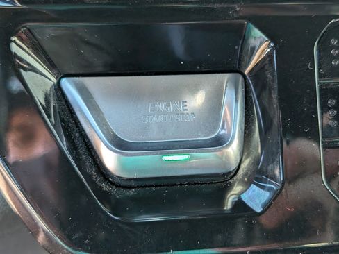 Used 2024 GMC Sierra 3500 Denali Ultimate image 29