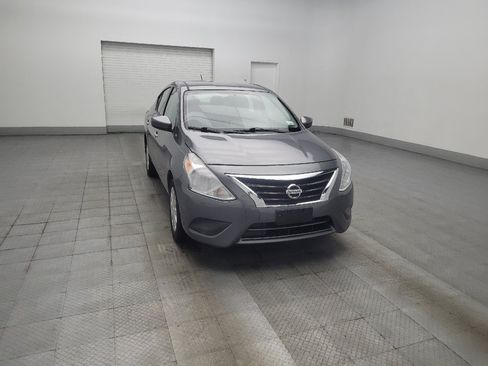 Used 2018 Nissan Versa SV FWD image 13