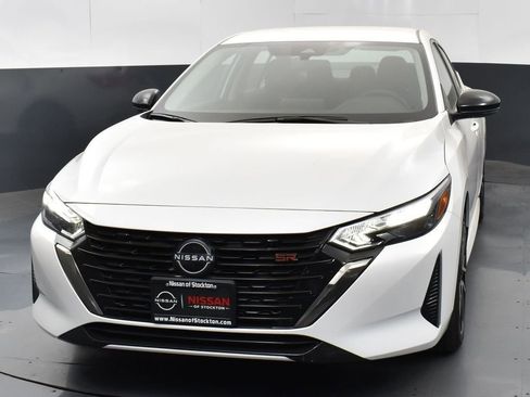New 2025 Nissan Sentra SR image 7